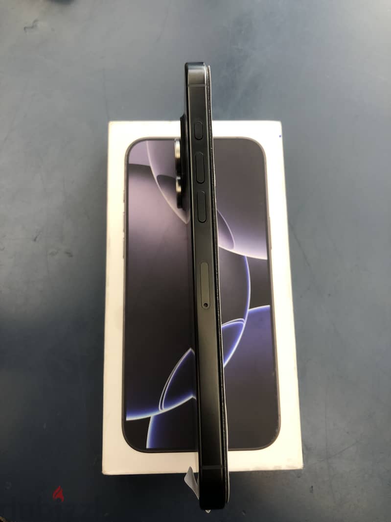 Apple - iPhone 16 Pro Max 1