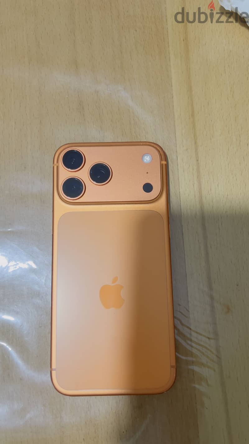 Apple - iPhone 17 Pro Max 3