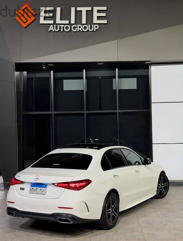 Mercedes-Benz C200 2023