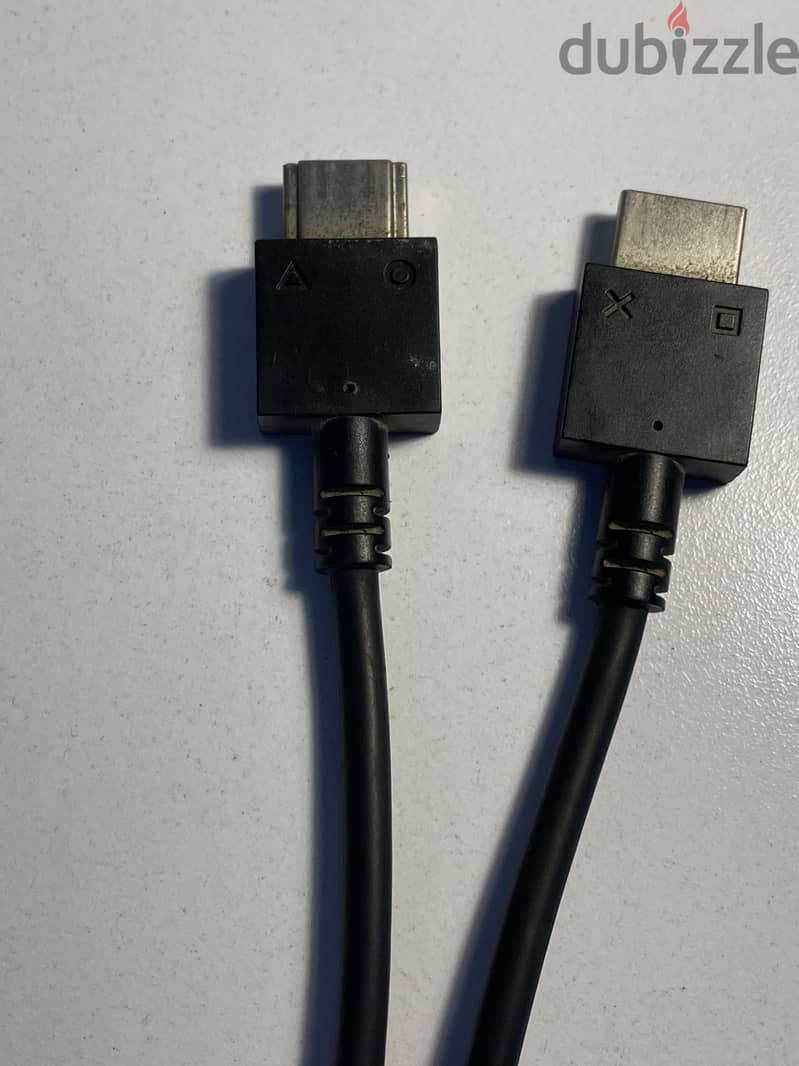 PS4 VR HEADSET in a perfect condition 5