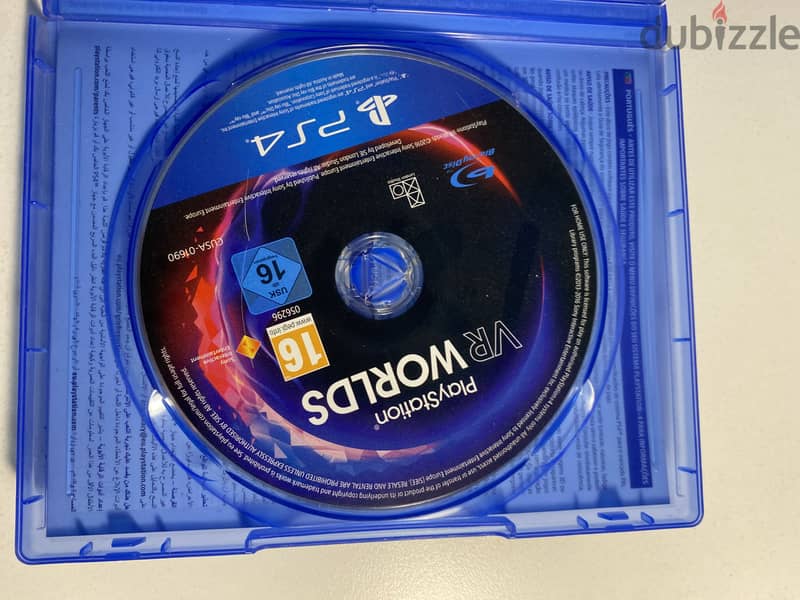 PS4 VR HEADSET in a perfect condition 14