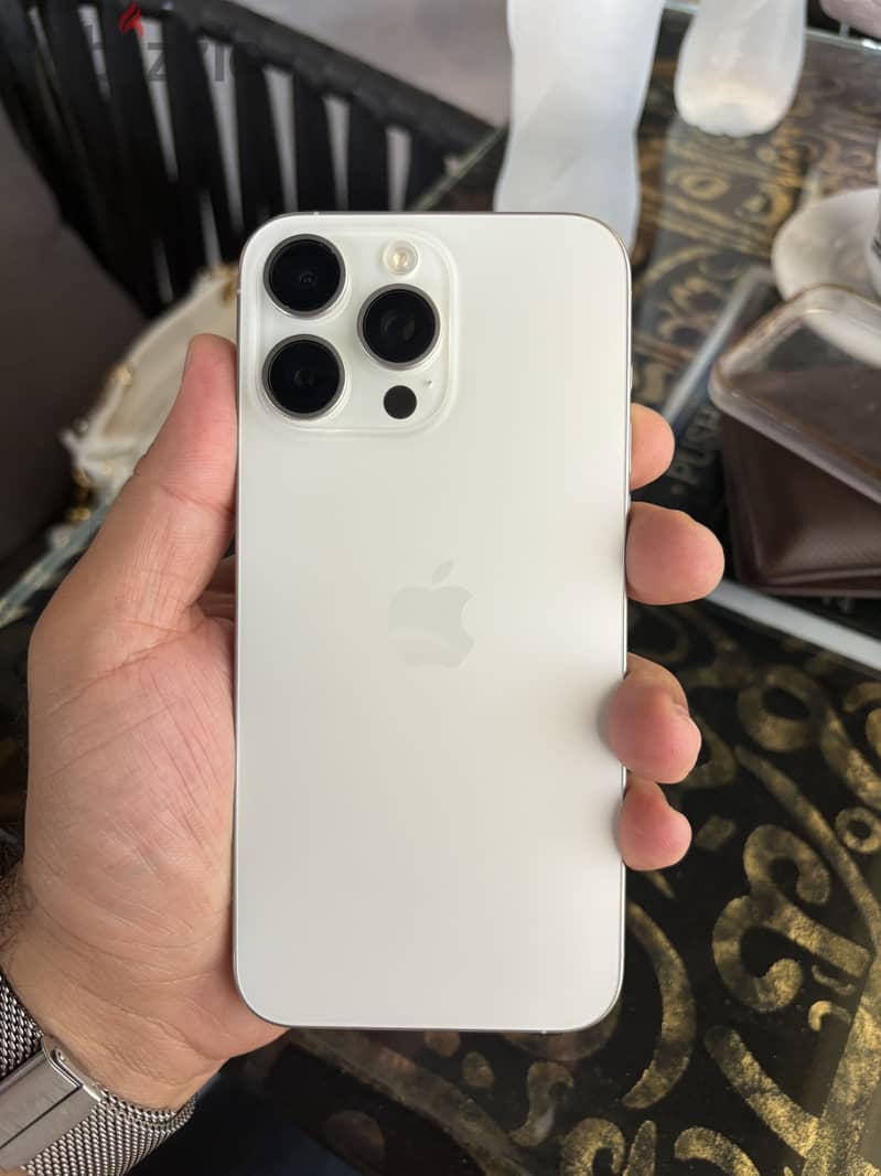 Apple - iPhone 15 Pro Max 1