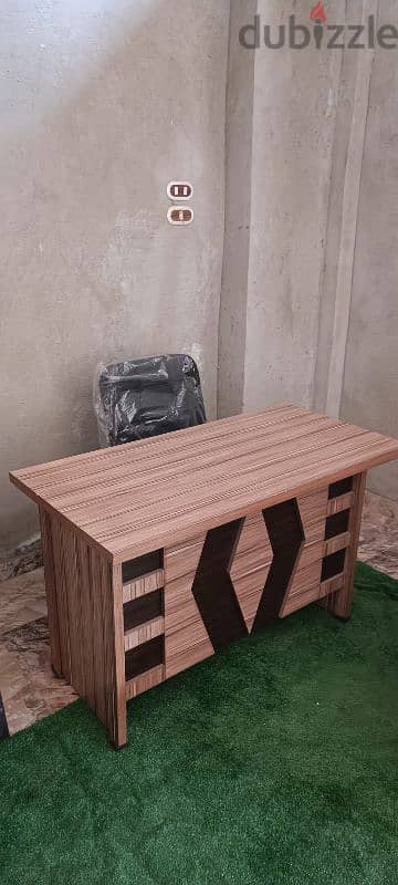 مكاتب استعمال بحالة ممتازة