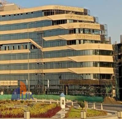 Office space for sale, ready for immediate occupancy, in a prime location in the New Administrative Capital, plot number 1 in the Financial District,
