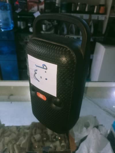 JBL SPEAKER  2k