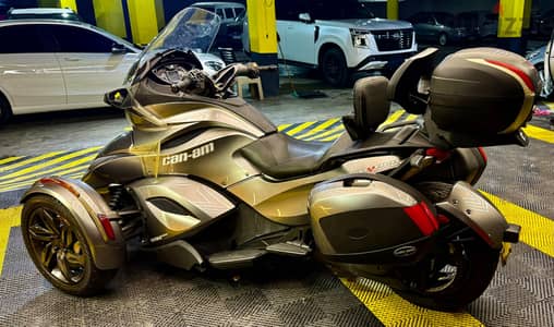 CANAM SPYDER ST S