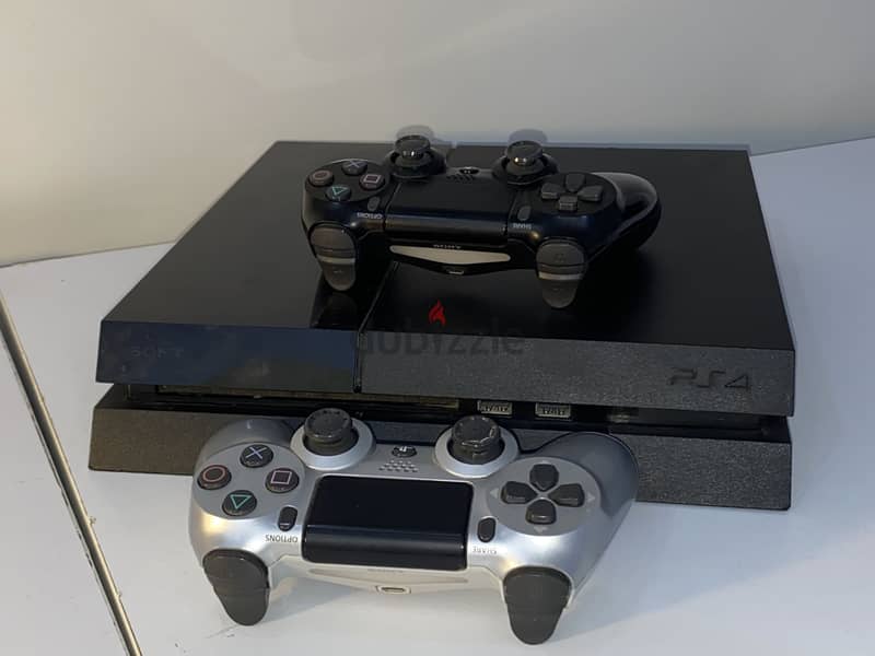 PS4 in a perfect condition 1