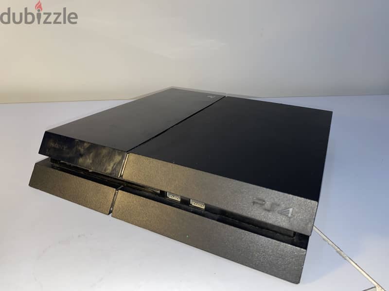 PS4 in a perfect condition 9