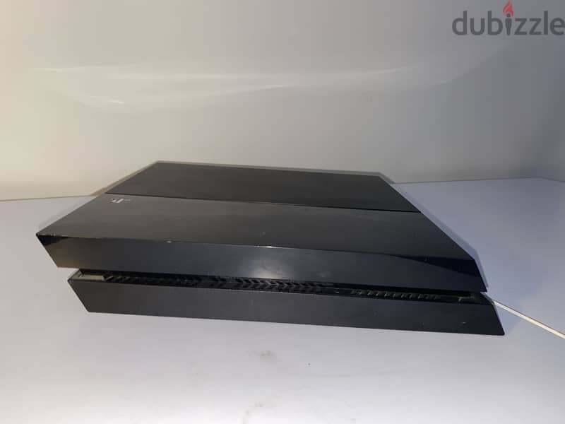 PS4 in a perfect condition 10