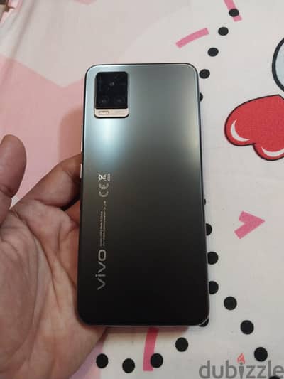 فيفو V20 متاح للبدل