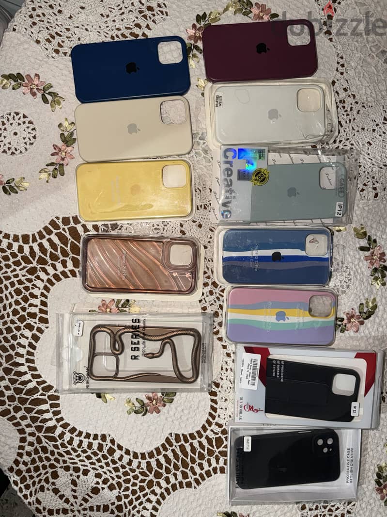 Iphone 12 covers like new 2