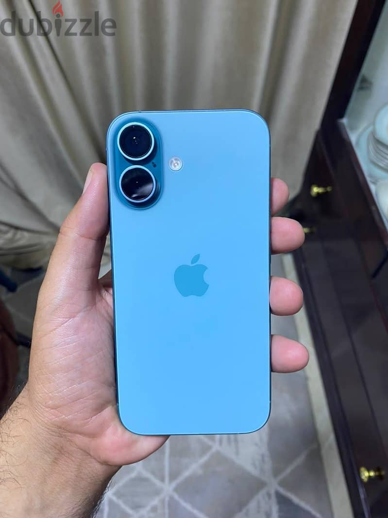 Apple - iPhone 16 4