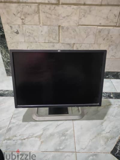 شاشه اتش بي 22 بوصه