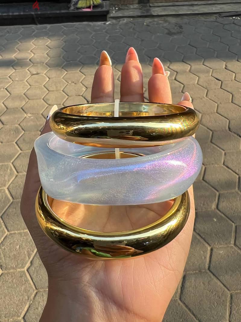 Trendy 3-Piece Chunky Bangles Set 1