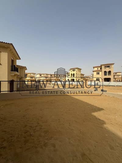 فيلا للبيع مطلة على مساحات خضراء جاهزة للاستلام فى سيتي جيت قطرى ديار City Gate Qatari Diar