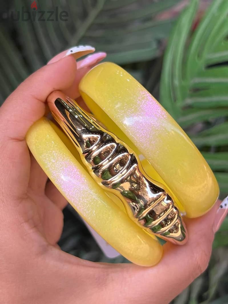 Trendy 3-Piece Chunky Bangles Set 8