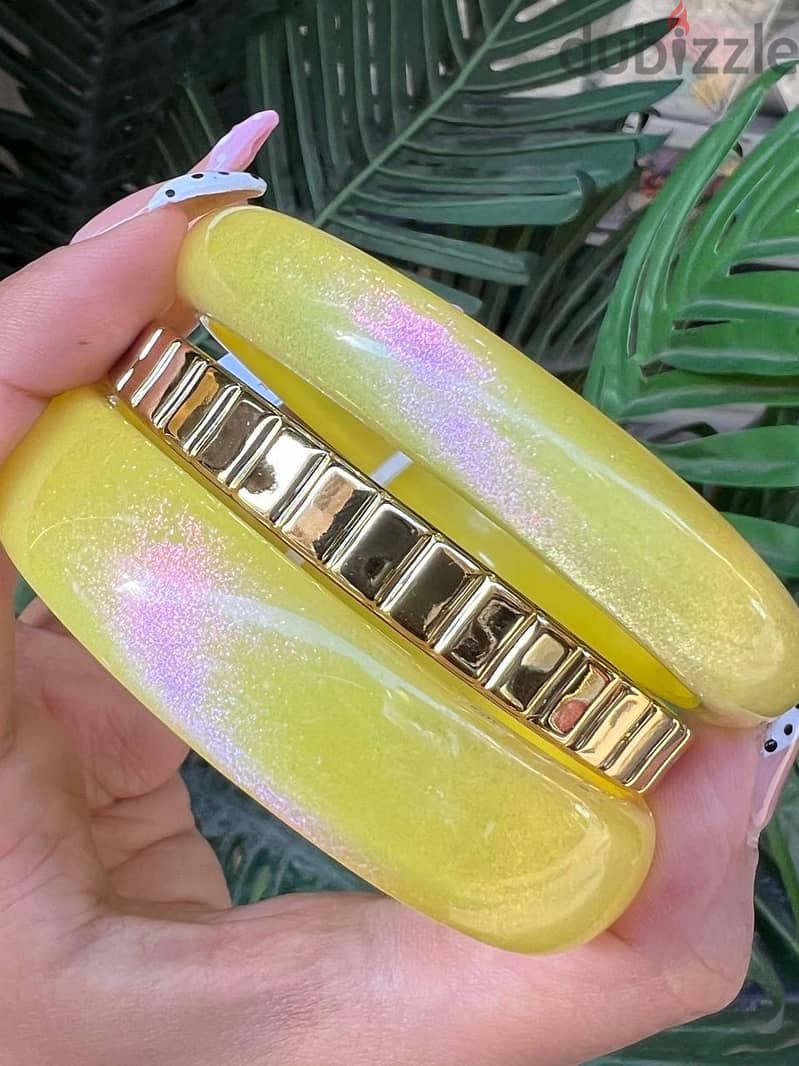 Trendy 3-Piece Chunky Bangles Set 9