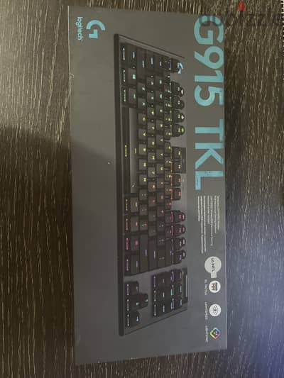 Logitech G915 TKL wireless with original cable