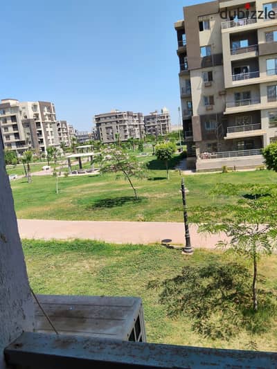 For sale an apartment 130 meters ground specialist has a garden 50 meters in Dar Misr Compound, District 16, Sheikh Zayed