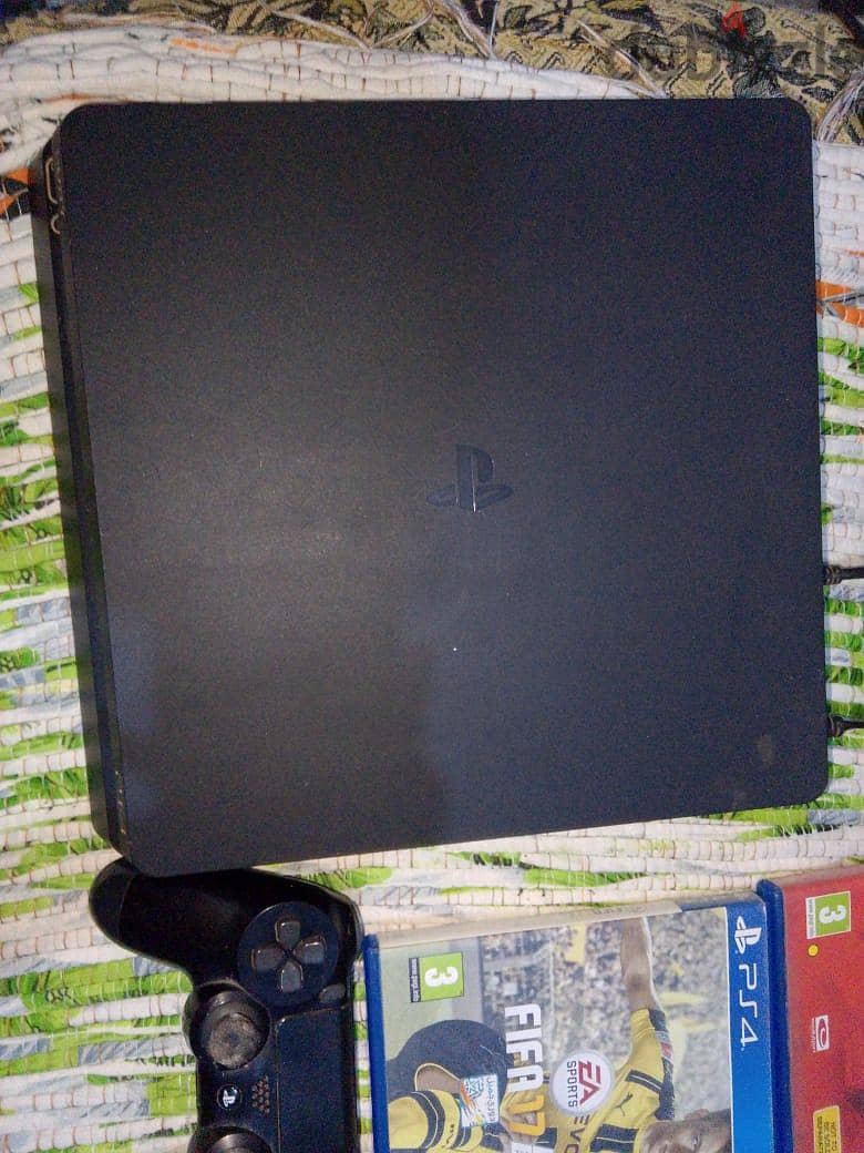 playstation 4 slem 1