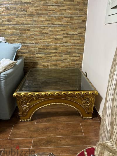 A beautiful 3 seat sofa set