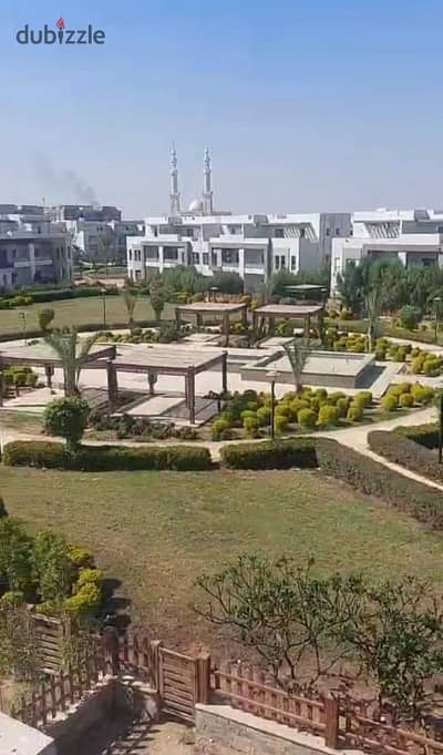 كمبوند وصال فيوز تمام الجامعة البريطانية