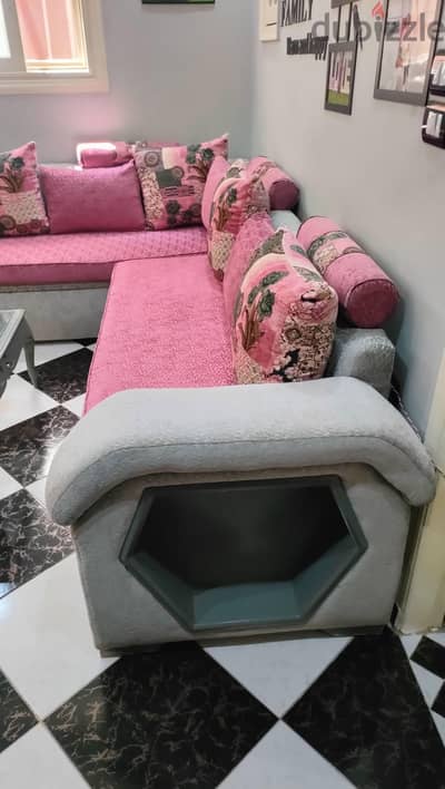 ركنه بسرير