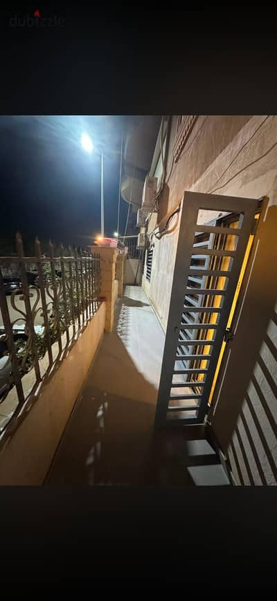 Apartment for sale in Zahraa Al-Maadi Al-Mirage Al-Alawi Front view and Marine view next to Carrefour Area 155 sqm consisting of 3 rooms - bathroom - reception - kitchen - free area 
