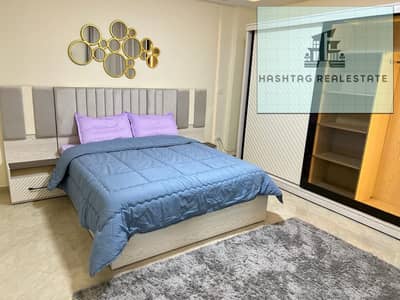 For rent: furnished hotel apartment in Dar Misr Compound, 12th district, next to Beverly Hills and the Zayed entrance. Number of rooms: 3 rooms, number of bathrooms: 2 bathrooms, floor: first floor.