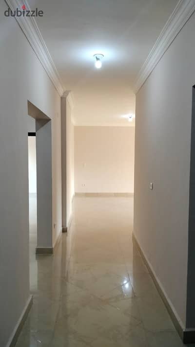  للإيجار ارضي جاردن في وصال Residence