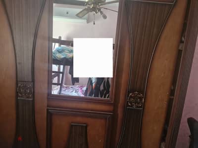 دولاب جرار ٣ ضرفه