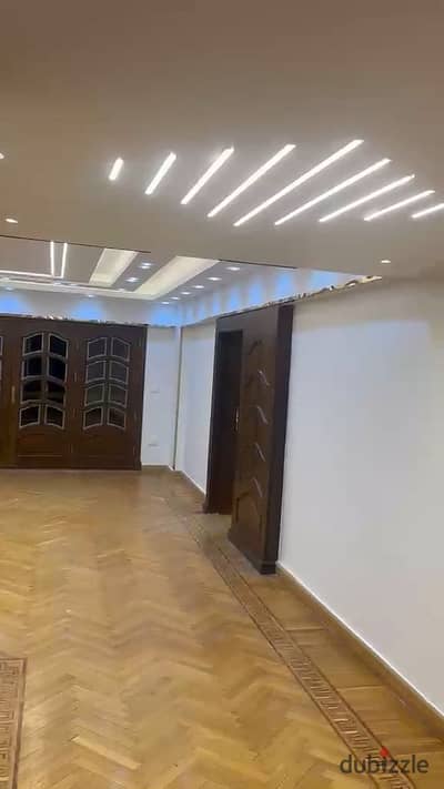 للايجار بالمطبخ والتكييفات في نيركو شطر  الخامس 150م