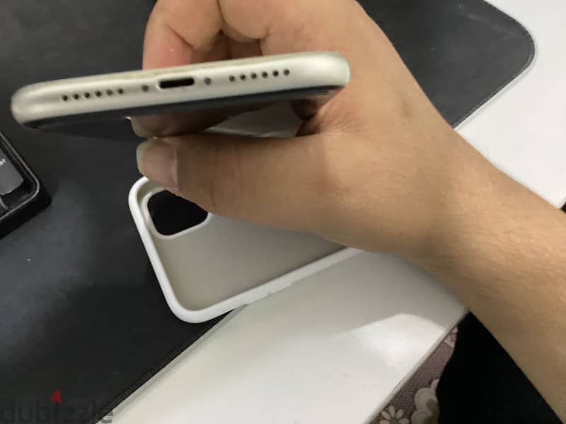 آبل - آيفون 11 3