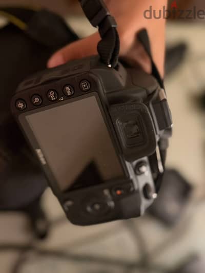 Nikon 3100 DSLR new
