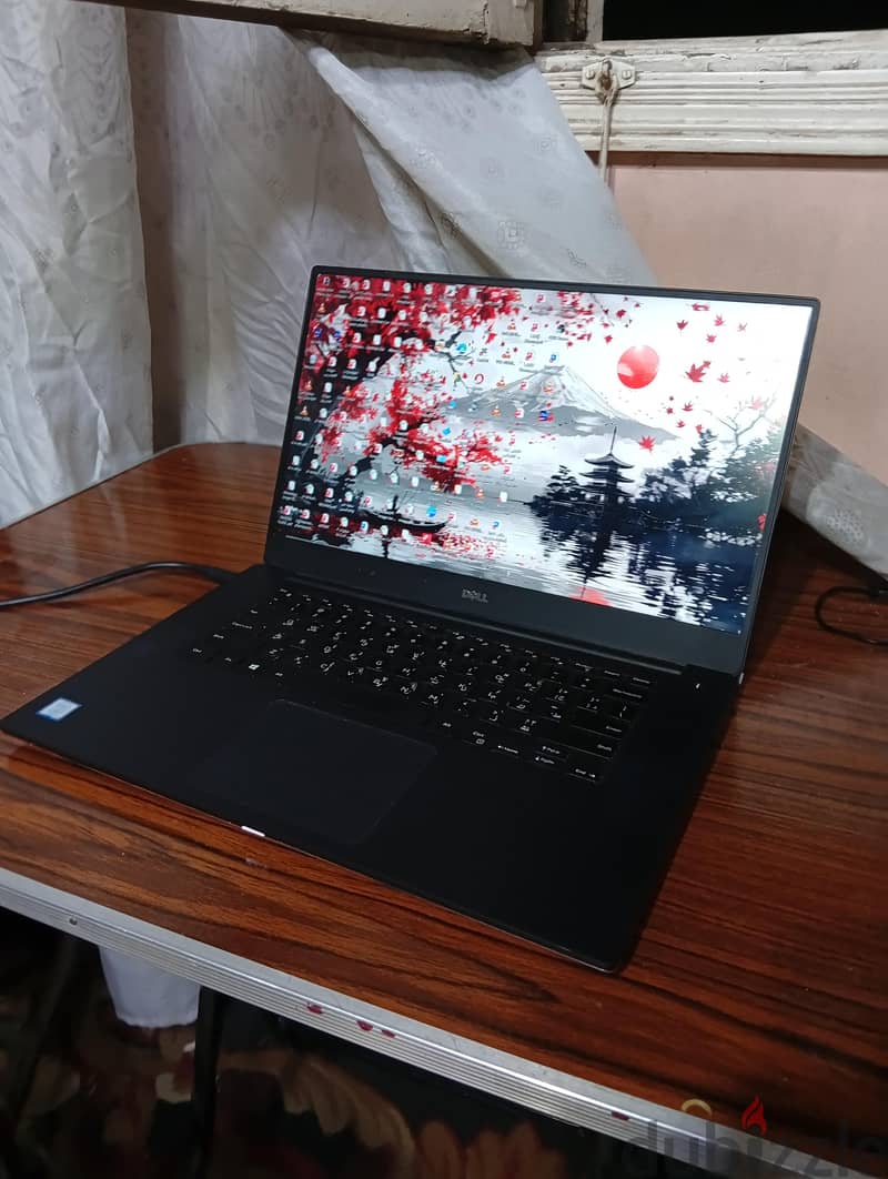 Dell Precision 5520 1