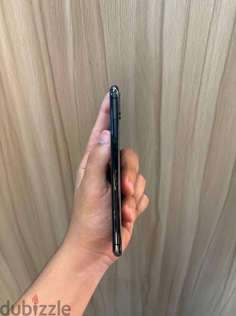 iPhone XS Max 1