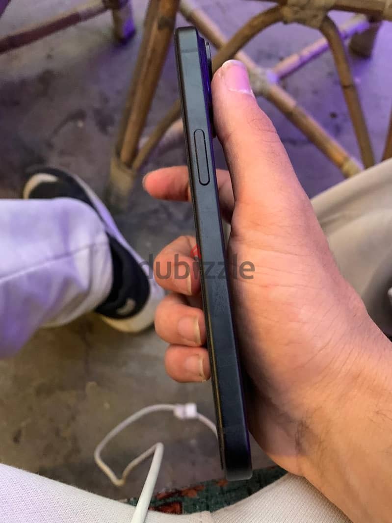 آبل - آيفون 15 3