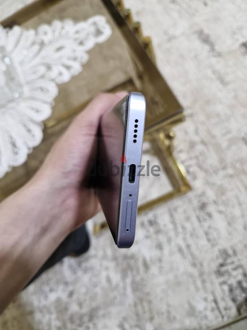 Xiaomi Redmi Note 13 Pro plus 4