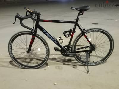 Trinx Road MG7 بحالة ممتازة – خفيفة وسريعة وجاهزة للاستخدام