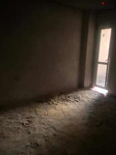 شقة للبيع بأرقي كومبوندات الحي التالت