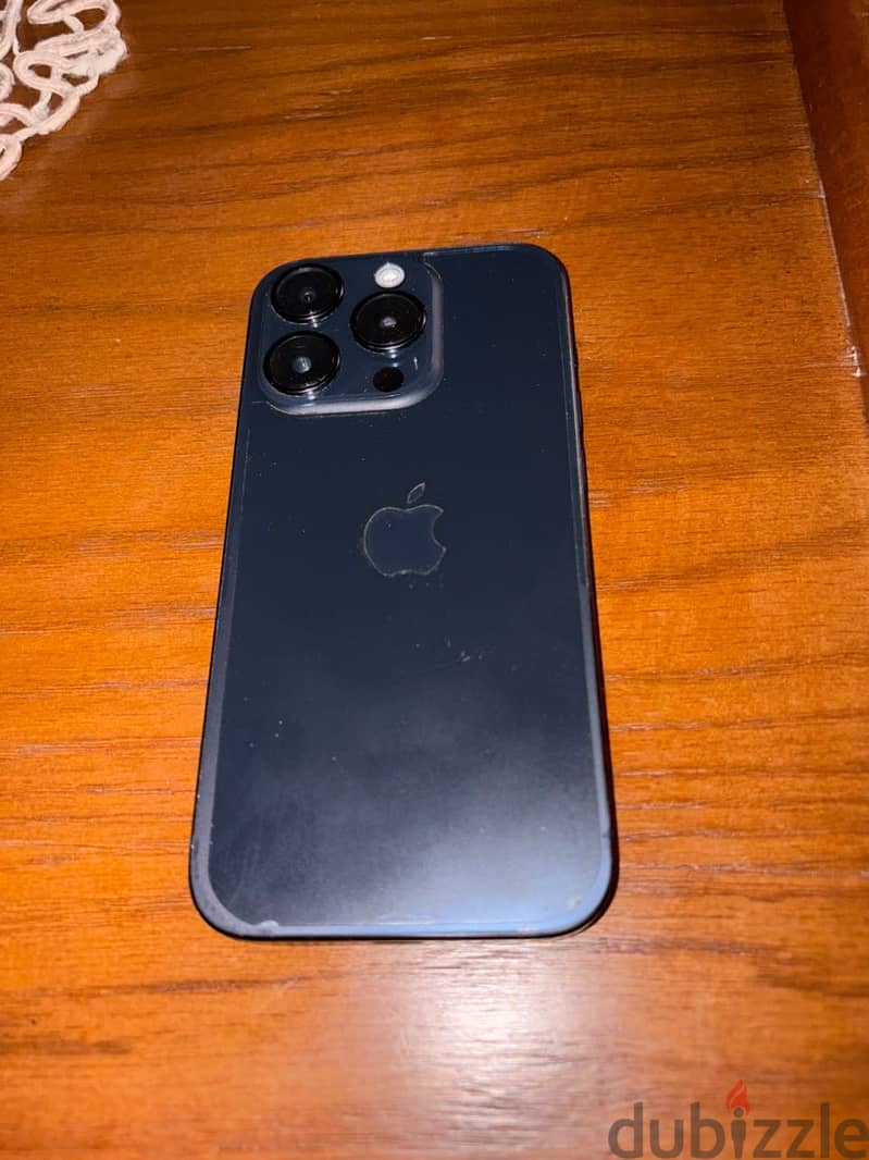 Apple - iPhone 15 Pro 3