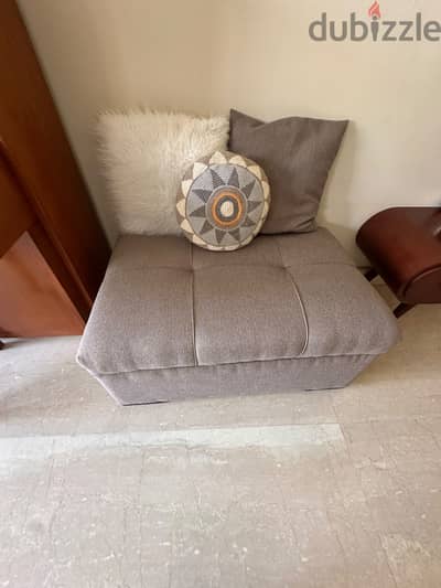Puff in new condition