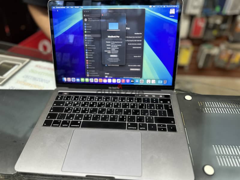 Mac Book pro 2018 2