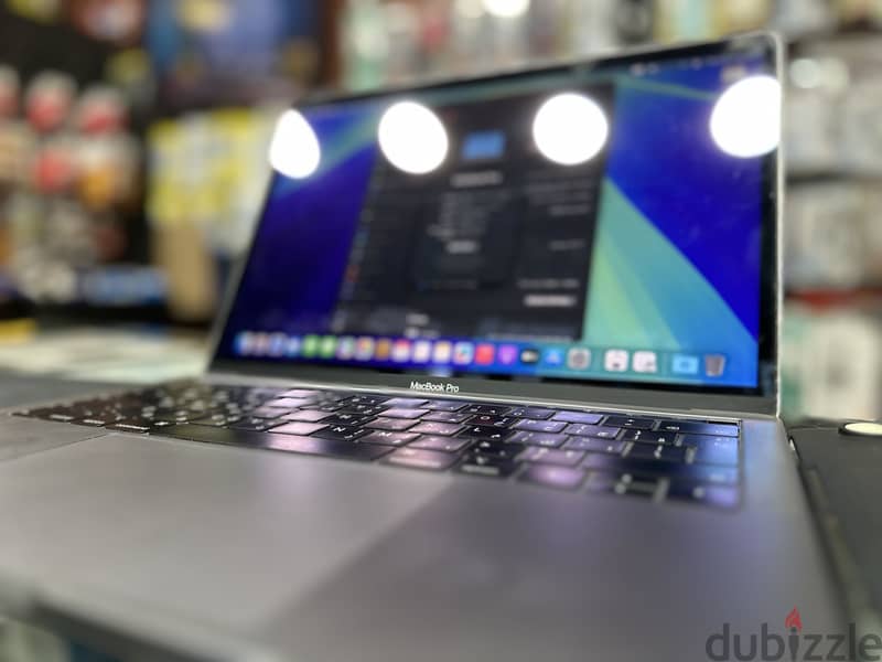 Mac Book pro 2018 8