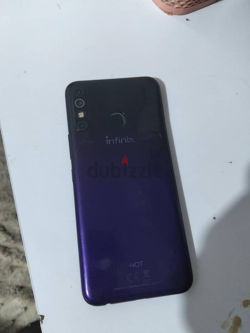 Infinix Hot 8 1