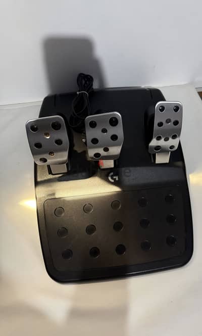 G923 racing wheel