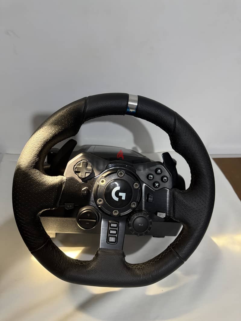 G923 racing wheel 3
