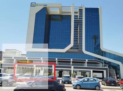 محل للبيع متأجر ب أعلى عائد 730,000 في الشهر لأكبر توكيل سيارات في التجمع الخامس