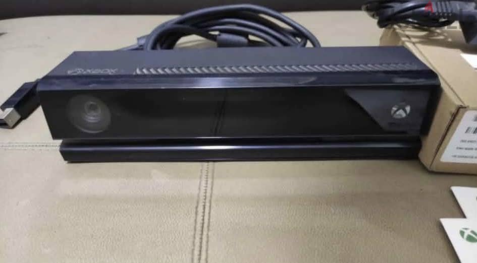 Kinect xbox one original with original cable 1