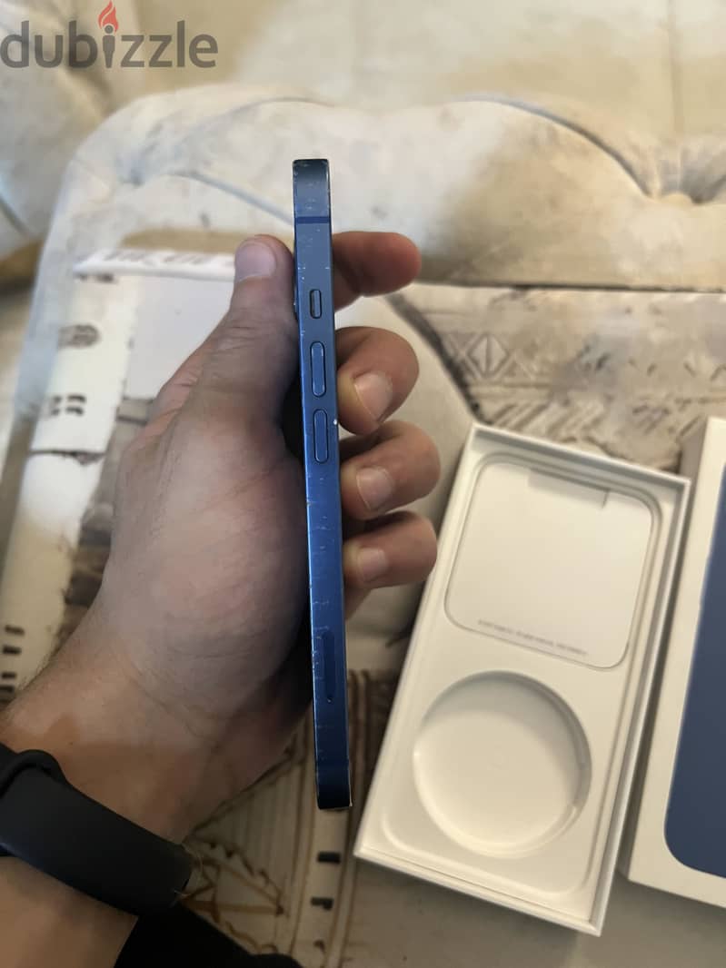 Apple - iPhone 13 5